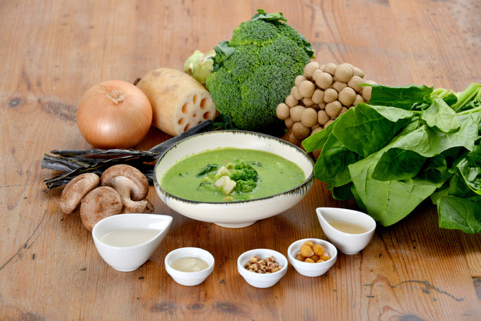 10種の具材が入ったブロッコリーポタージュ