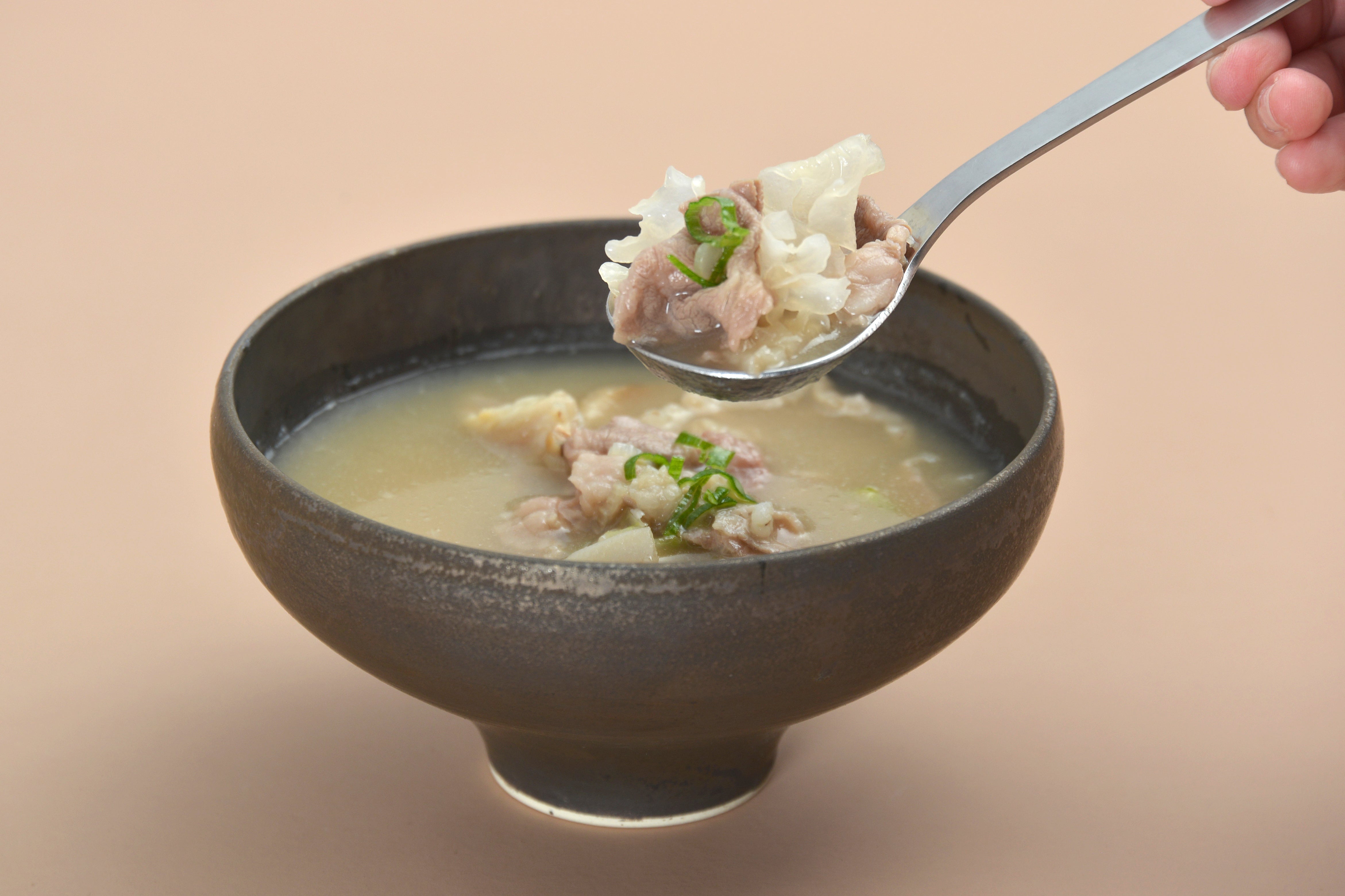 コクうま ソルロンタン